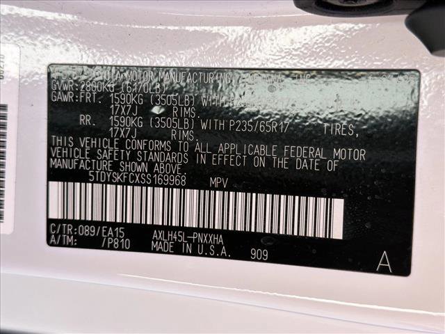 Used 2025 Toyota Sienna XLE image 27