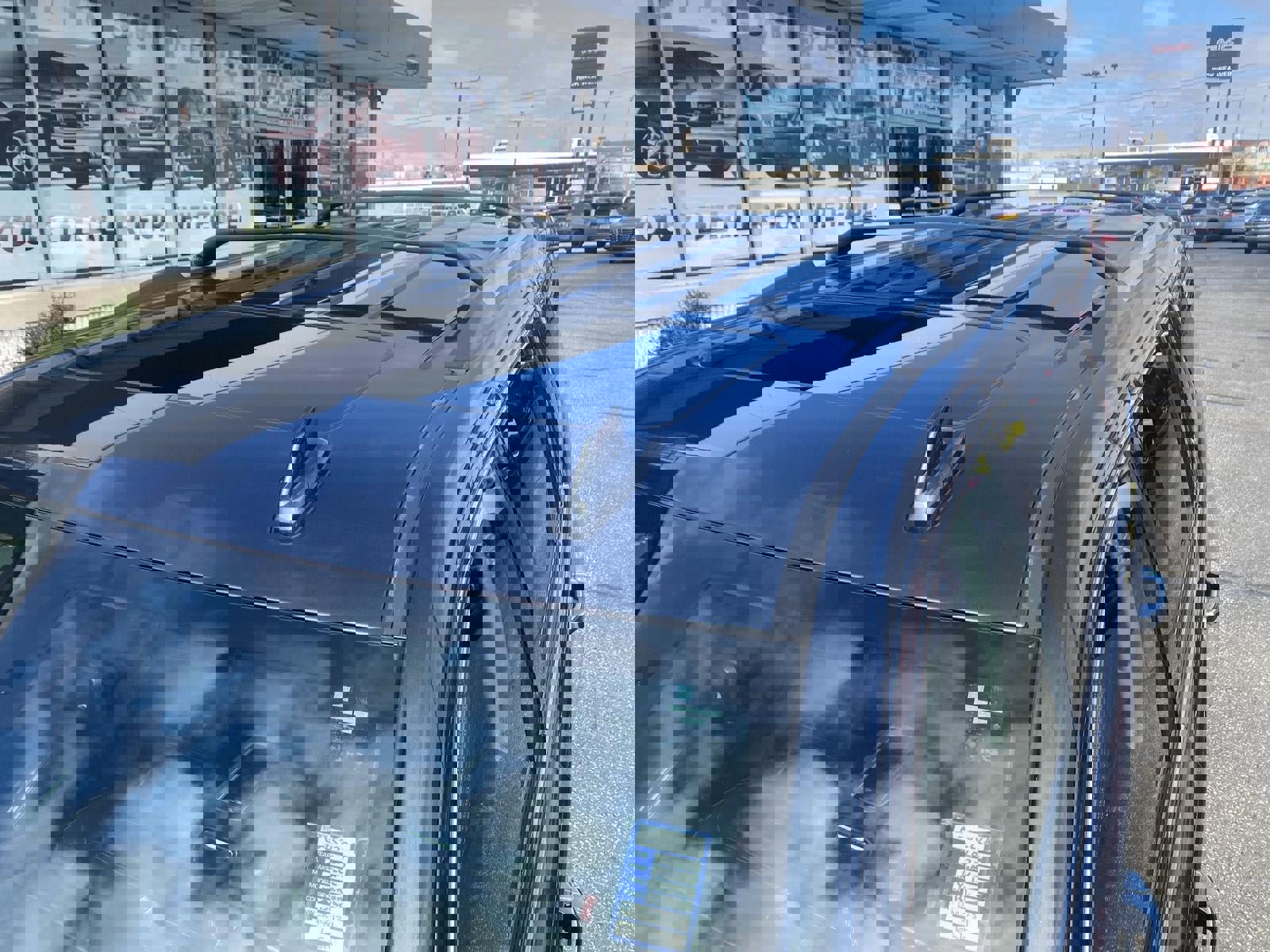 Used 2020 GMC Yukon Denali w/ Denali Premium Package image 15