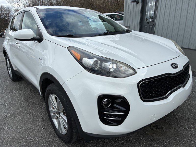 Used 2019 Kia Sportage LX AWD/4WD image 3