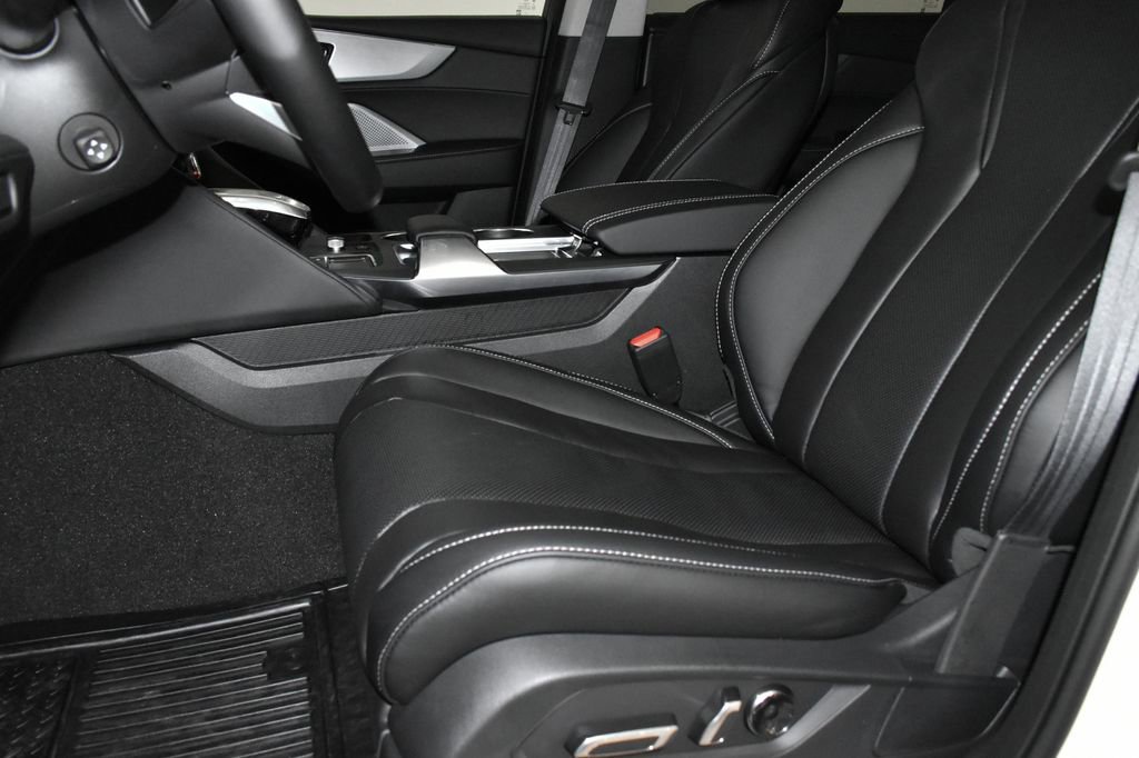 Used 2024 Acura MDX SH-AWD w/ Technology Package image 11