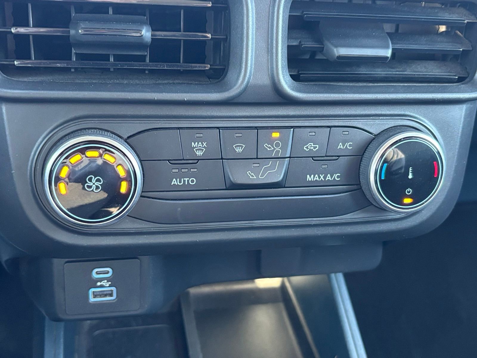 Used 2022 Ford Maverick XL image 23