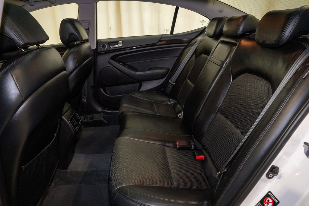 Used 2014 Kia Cadenza Premium w/ Luxury Package image 7