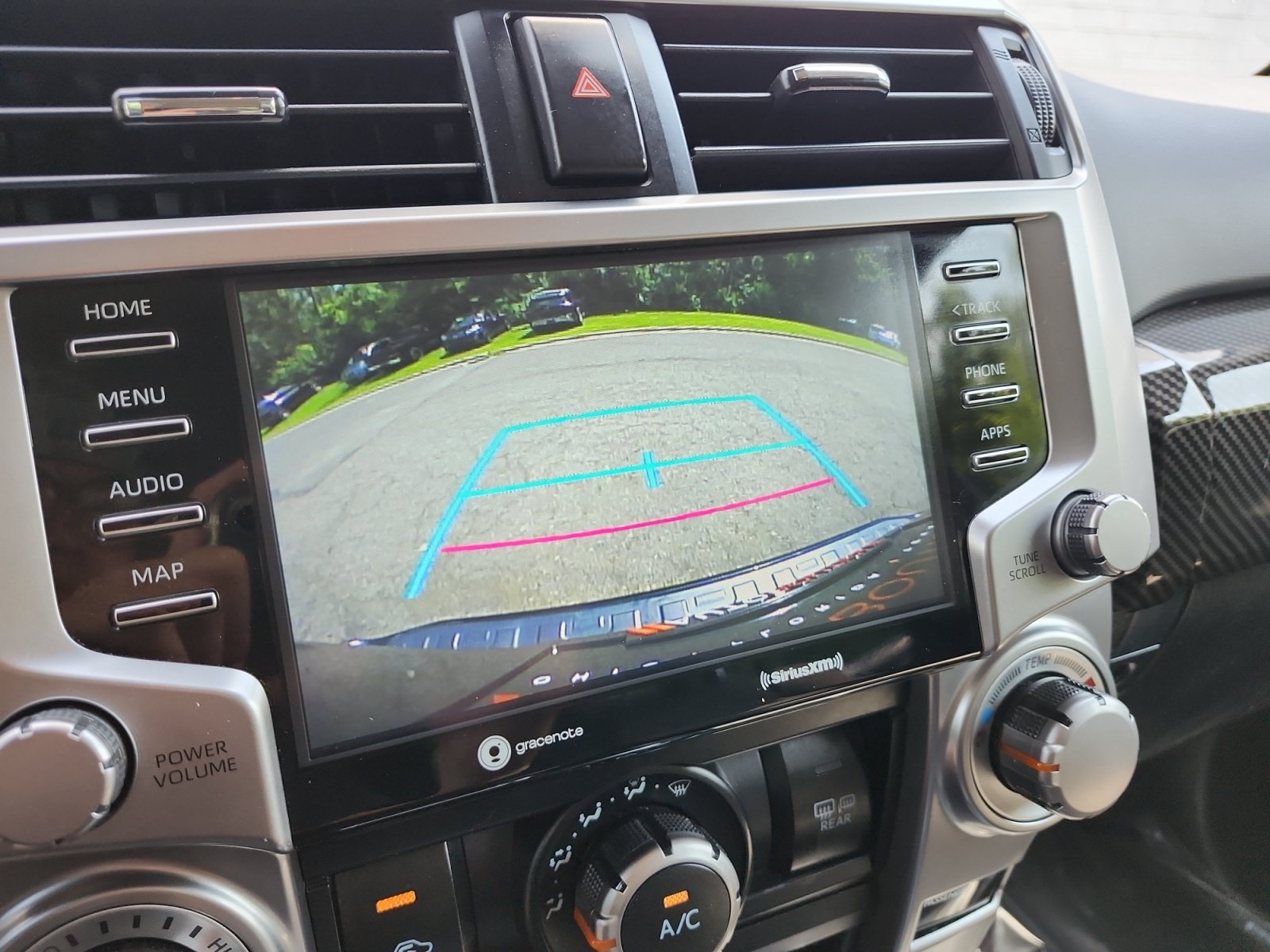 Used 2022 Toyota 4Runner SR5 AWD/4WD image 19