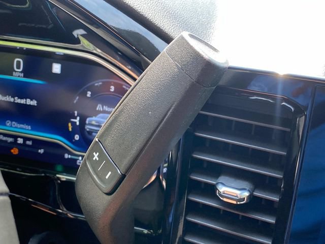 Used 2023 Chevrolet Silverado 1500 LT AWD/4WD image 27