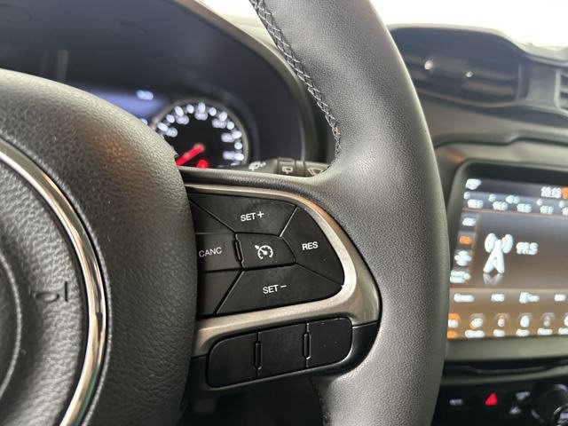 Used 2022 Jeep Renegade Latitude image 39