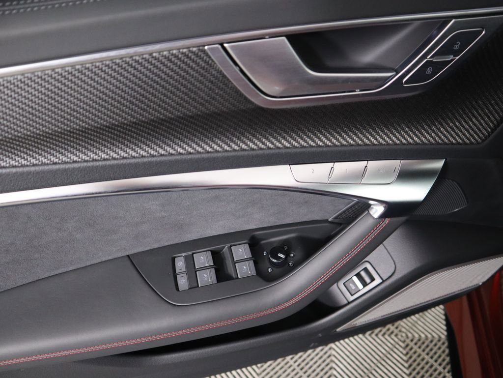 New 2025 Audi RS 6 performance image 25