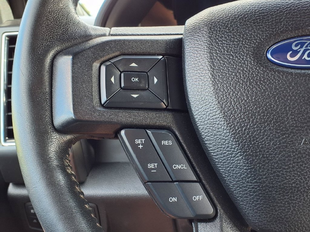 Used 2017 Ford F150 XLT w/ Equipment Group 302A Luxury AWD/4WD image 22