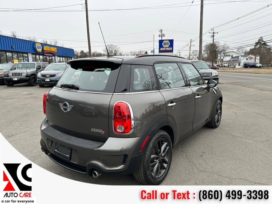 Used 2012 MINI Cooper Countryman S w/ Cold Weather Pkg image 8