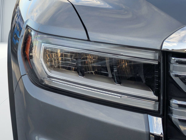 Used 2020 GMC Acadia SLE w/ Driver Convenience Package FWD image 9