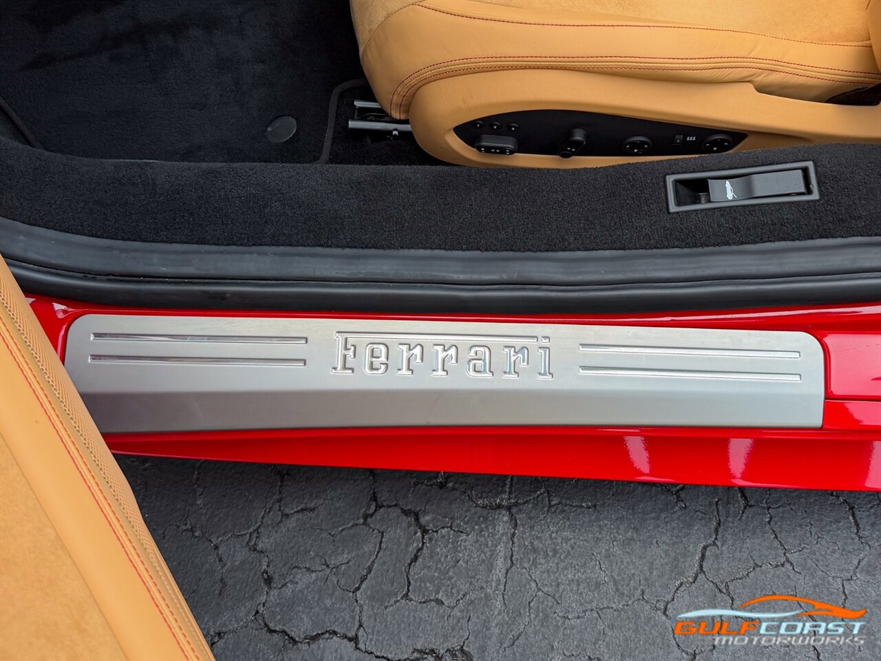Used 2012 Ferrari 458 Spider RWD image 25