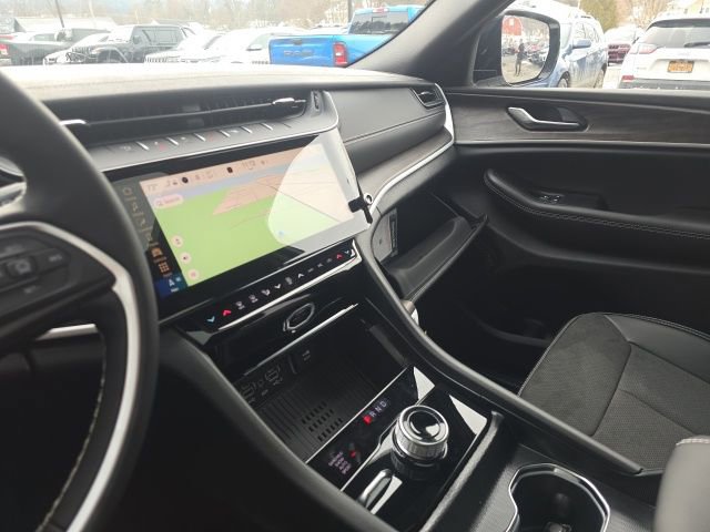 New 2026 Jeep Grand Cherokee Laredo image 25