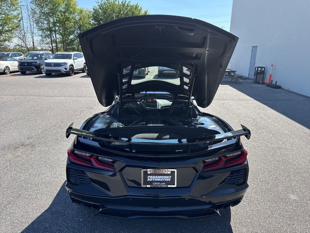 Used 2025 Chevrolet Corvette Stingray Coupe w/ 1LT image 30