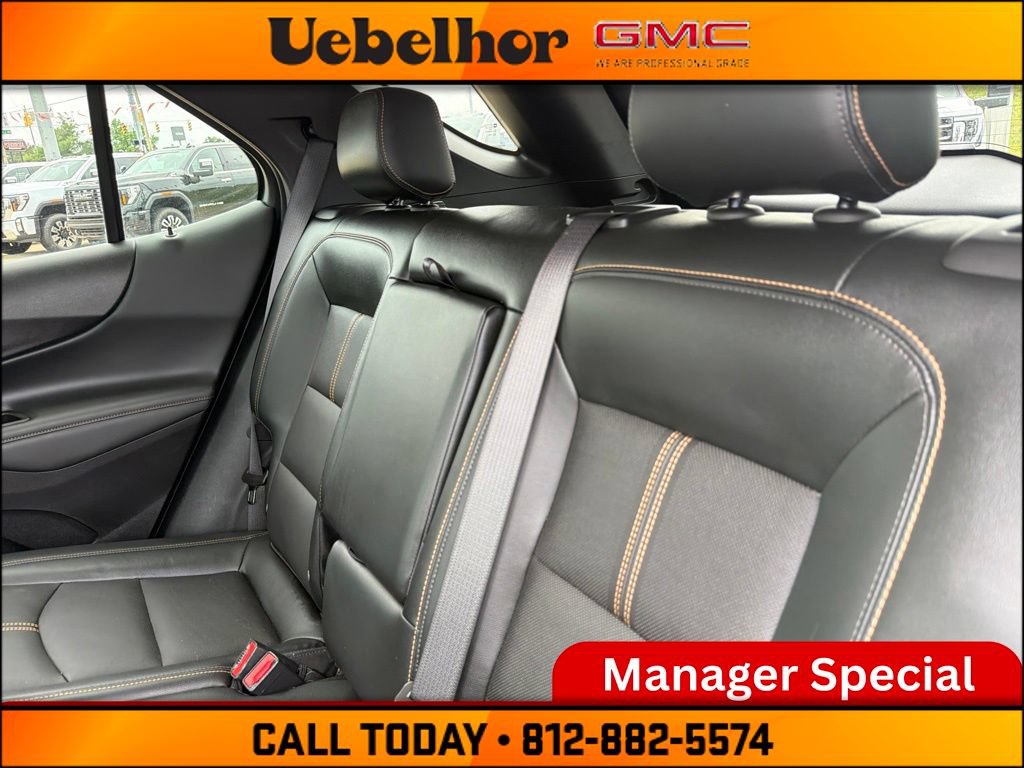 Used 2023 Chevrolet Equinox Premier AWD/4WD image 17
