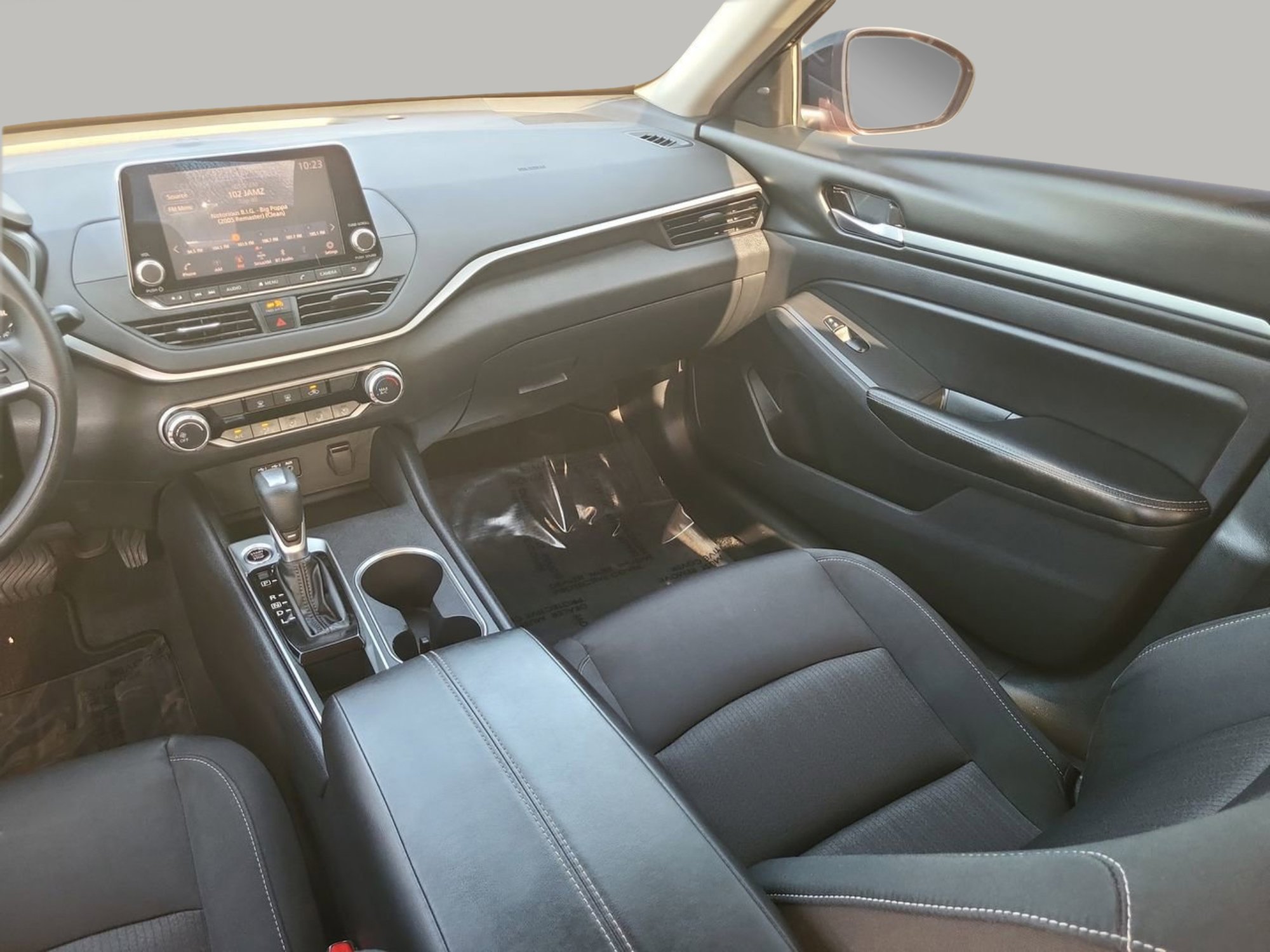 Used 2022 Nissan Altima 2.5 SV image 14