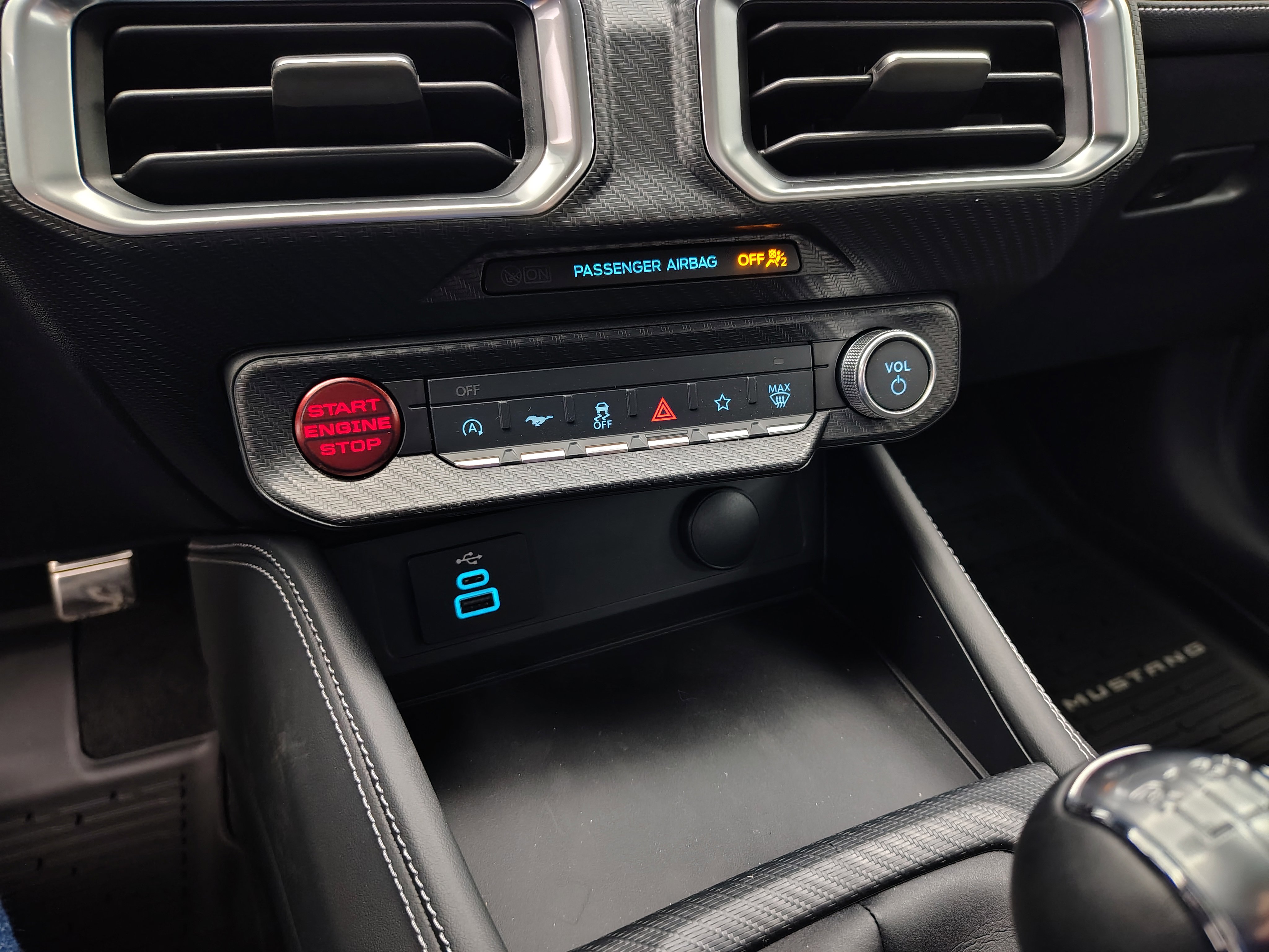 New 2026 Ford Mustang GT Premium w/ GT Performance Package image 36