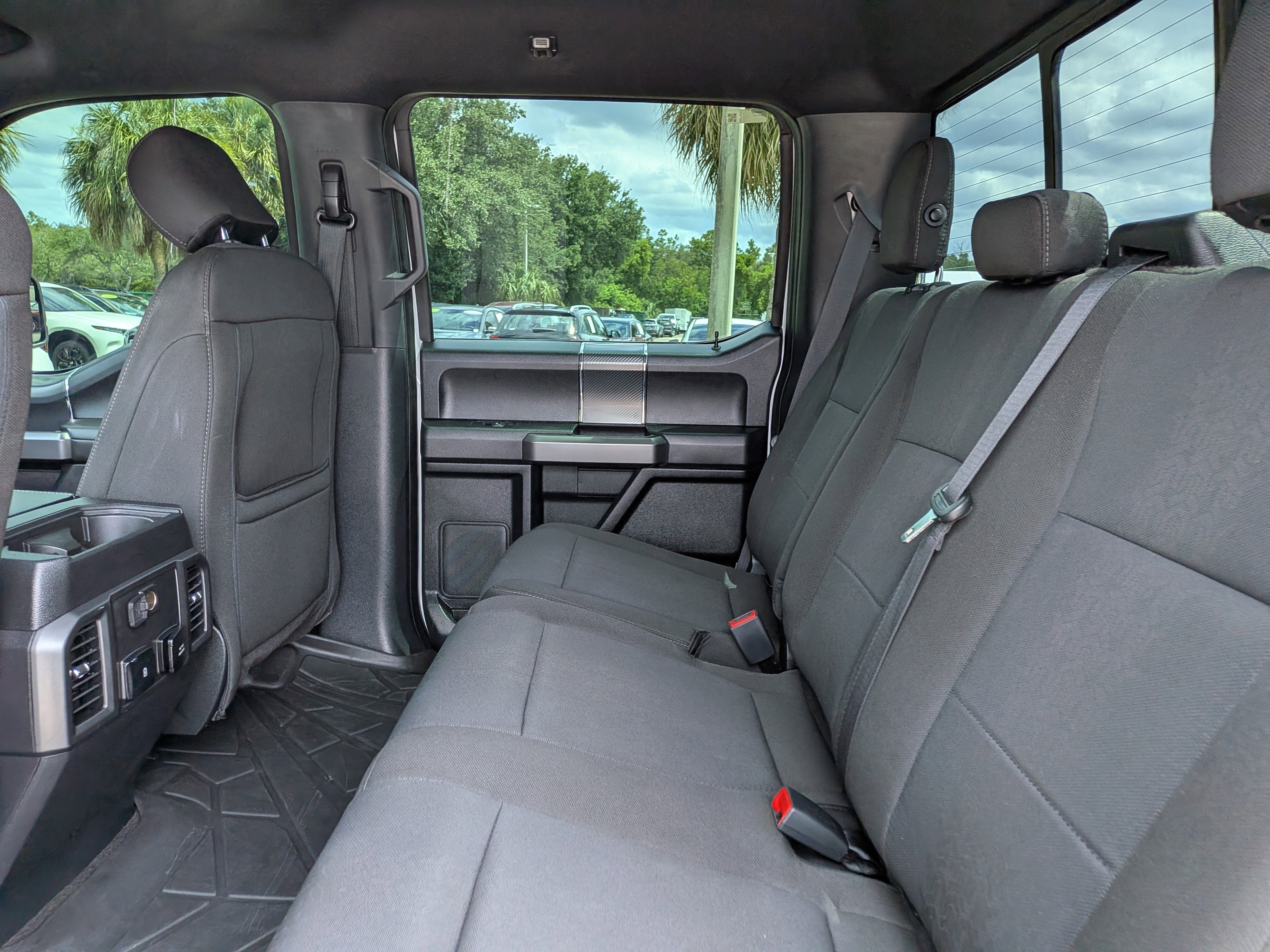 Used 2019 Ford F150 XLT w/ Equipment Group 302A Luxury RWD image 14