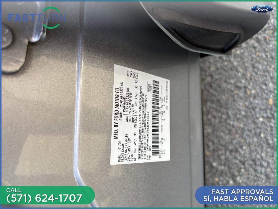 Used 2020 Ford Edge Titanium image 25