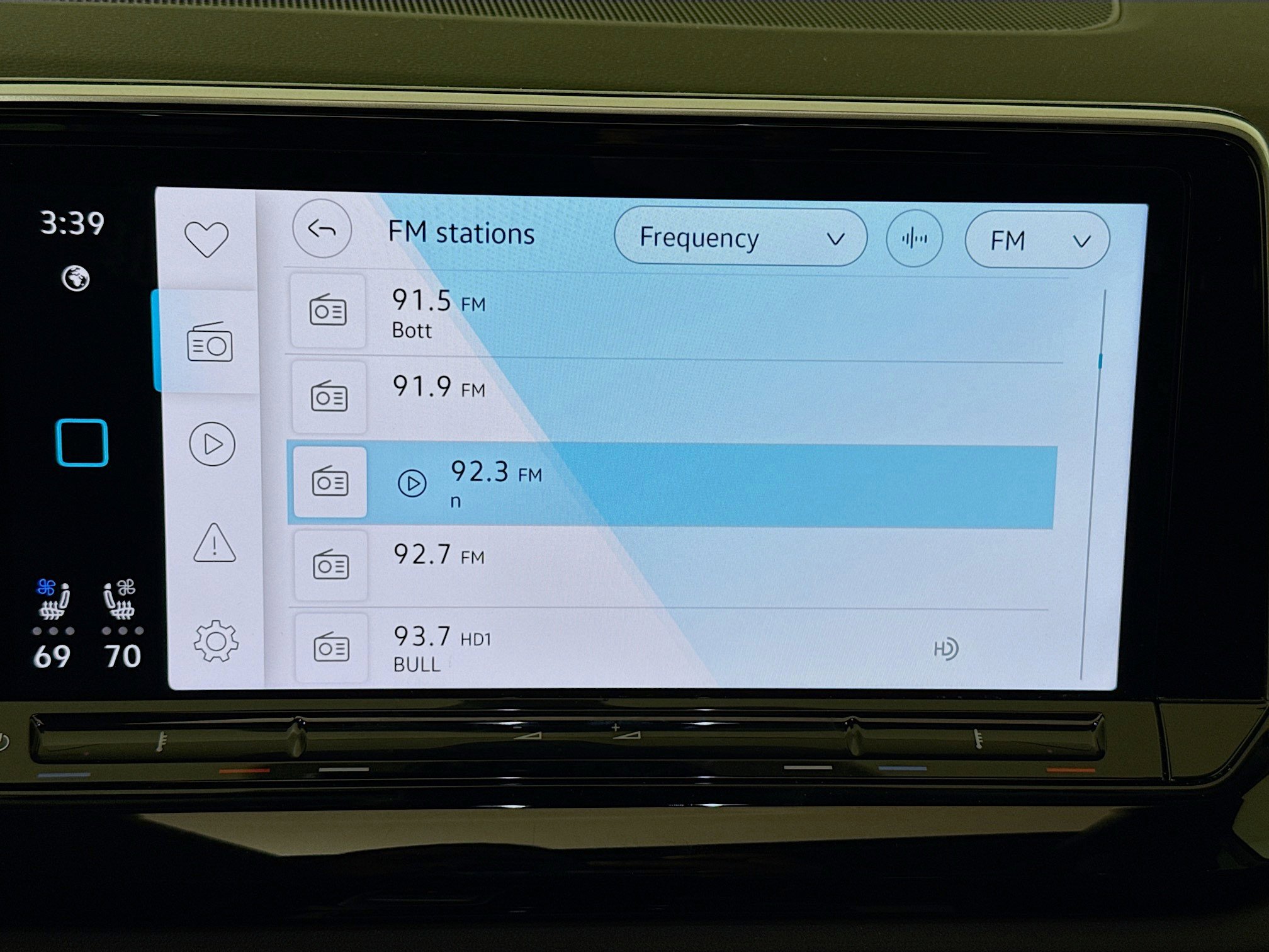 Used 2024 Volkswagen Atlas SE FWD image 15
