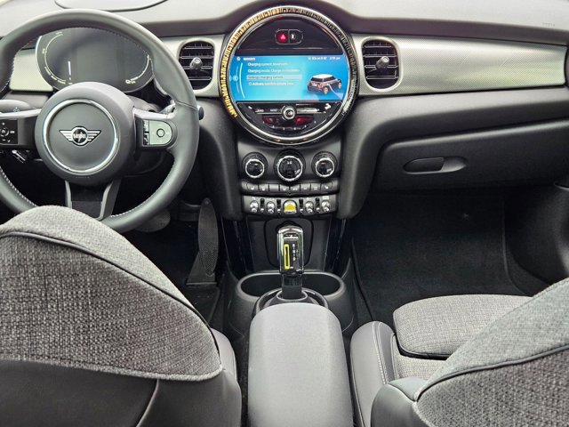 Used 2023 MINI Cooper SE FWD image 17