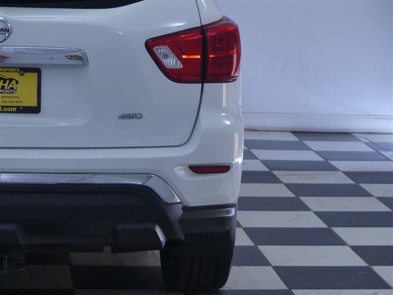 Used 2018 Nissan Pathfinder S AWD/4WD image 29