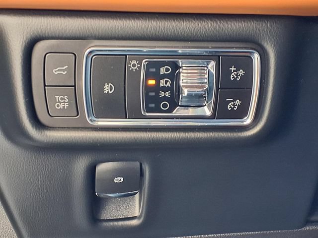 Certified 2023 Lincoln Nautilus Black Label w/ Class II Trailer Tow Package AWD/4WD image 17
