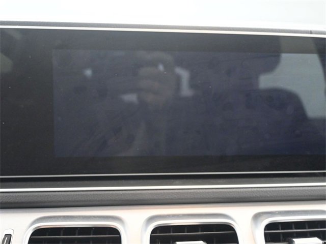 Used 2021 Mercedes-Benz GLS 580 4MATIC image 27