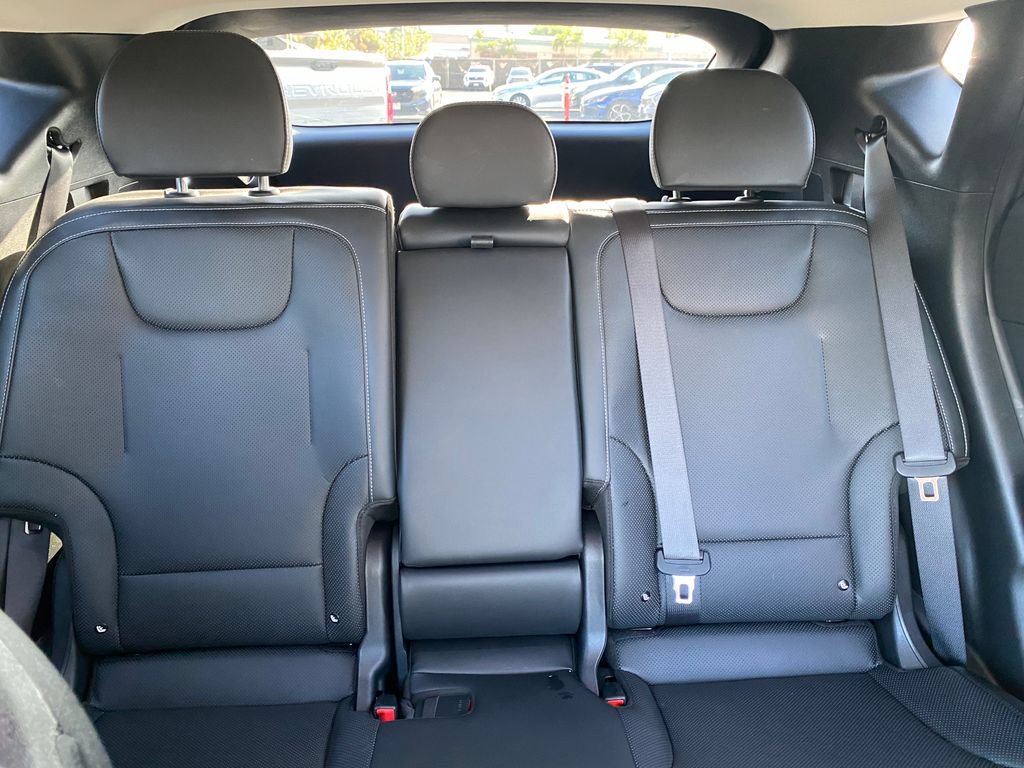 Used 2023 Kia EV6 Wind w/ Wind Technology Package AWD/4WD image 17