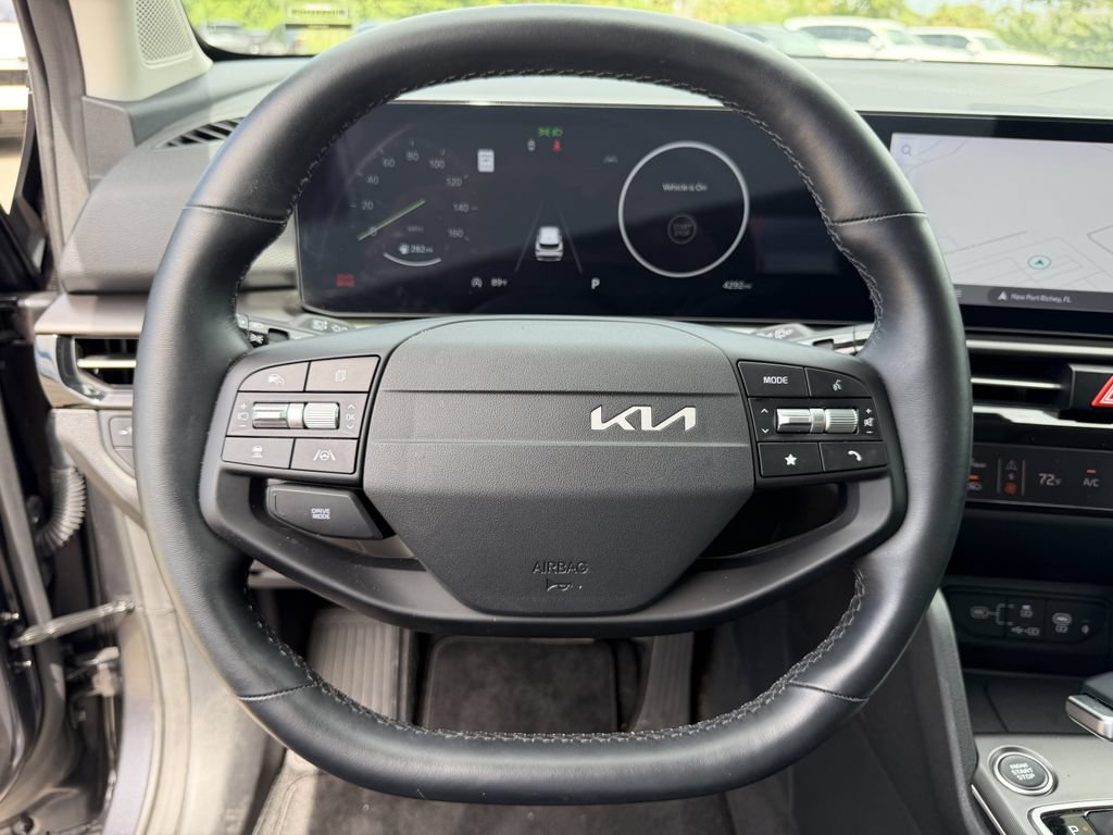 Certified 2026 Kia Sportage SX FWD image 37