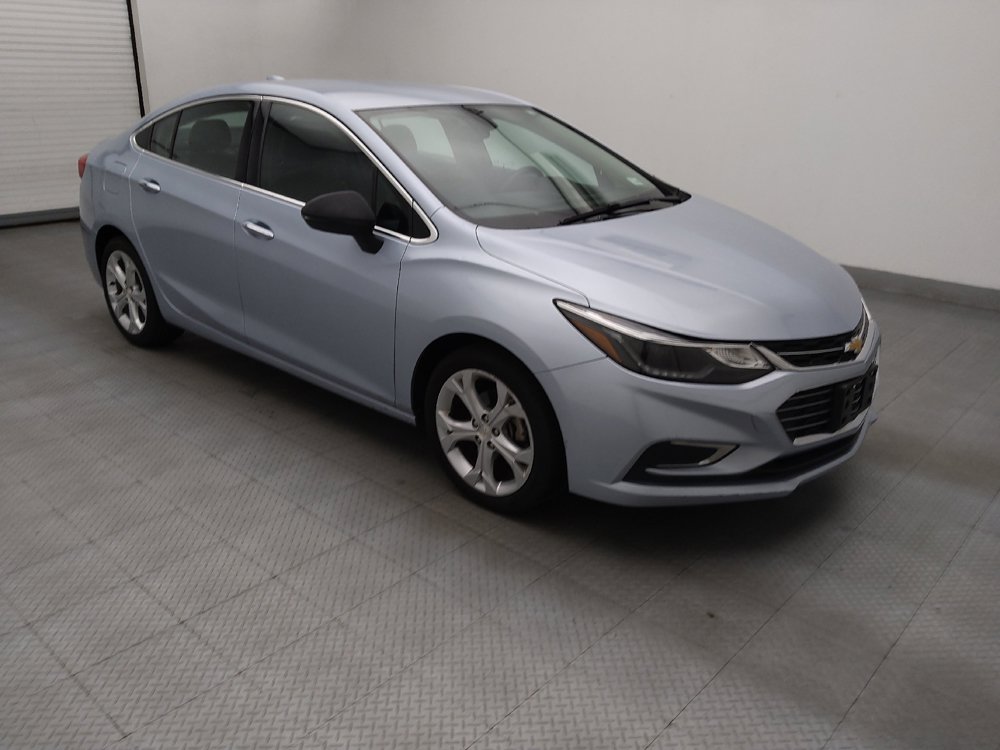 Used 2017 Chevrolet Cruze Premier FWD image 11