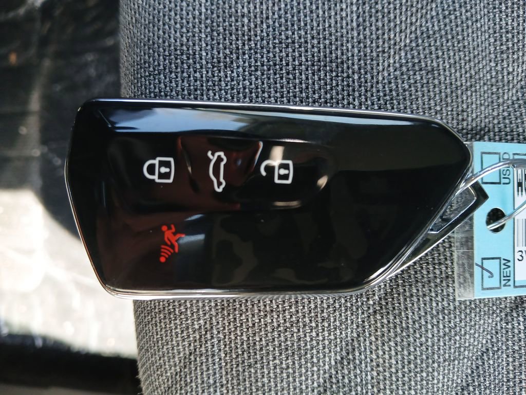 New 2026 Volkswagen Tiguan S image 27