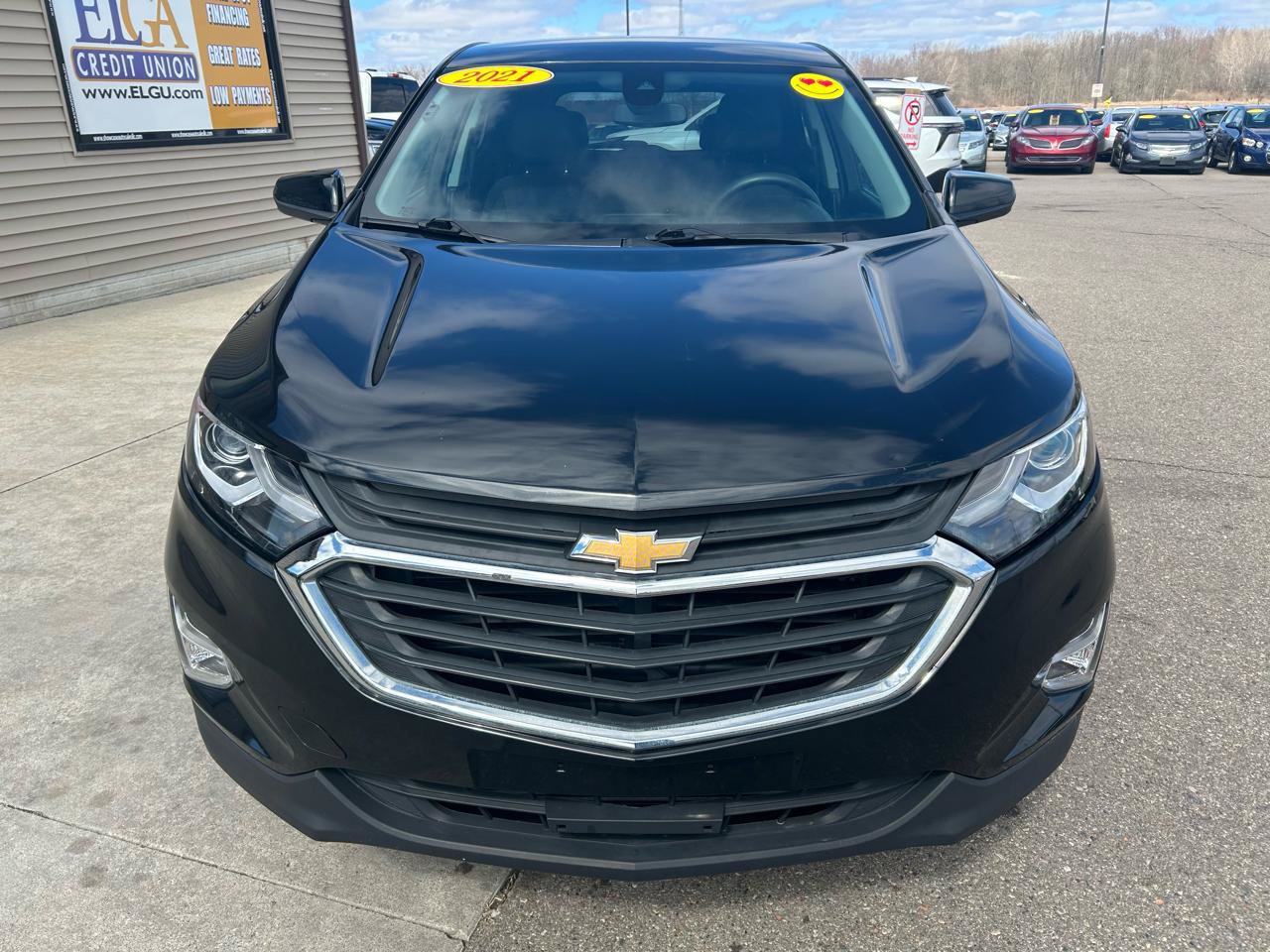 Used 2021 Chevrolet Equinox LT FWD image 2