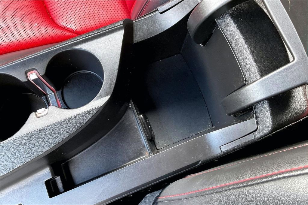 Used 2017 Chevrolet Camaro LT RWD image 24
