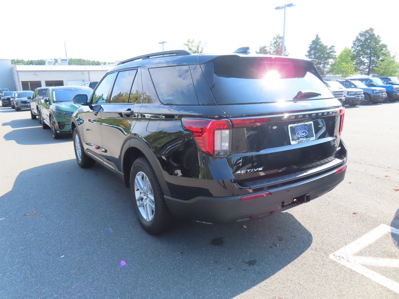 New 2026 Ford Explorer Active AWD/4WD image 6