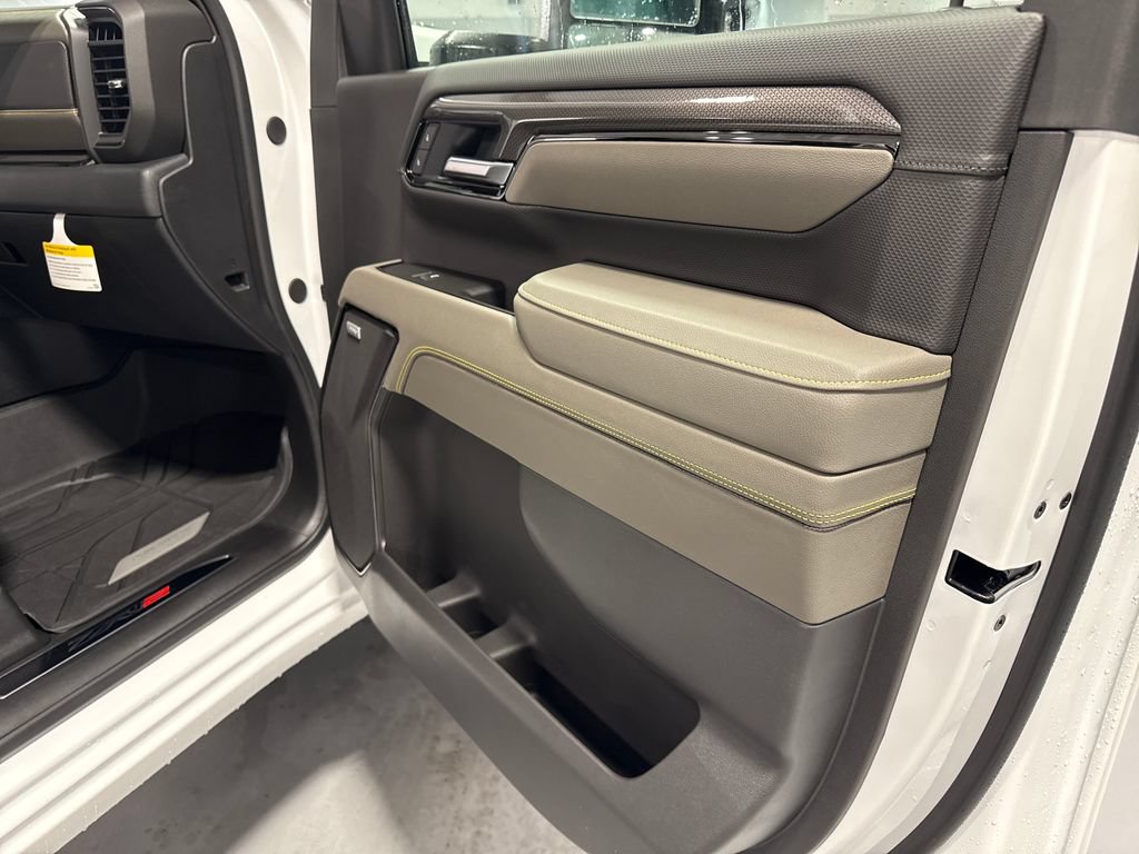 New 2026 Chevrolet Silverado 2500 ZR2 AWD/4WD image 39