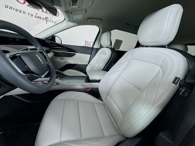 New 2026 Lincoln Nautilus Premier image 21