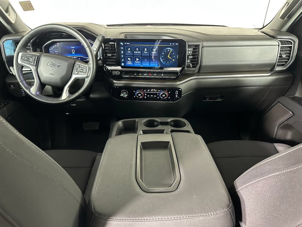 Used 2024 Chevrolet Silverado 1500 RST AWD/4WD image 11