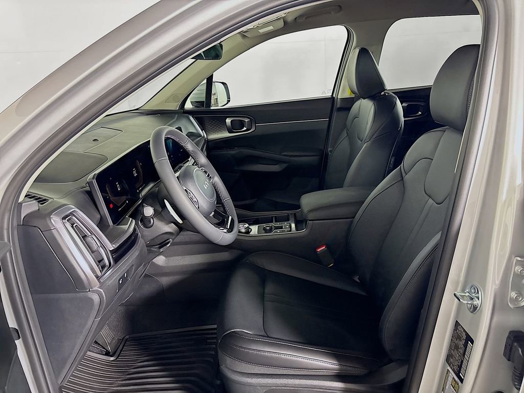 New 2025 Kia Sorento EX image 12