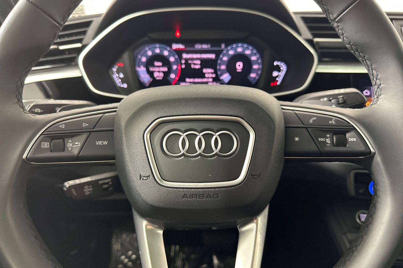 Used 2025 Audi Q3 2.0T Premium w/ Convenience Package image 21