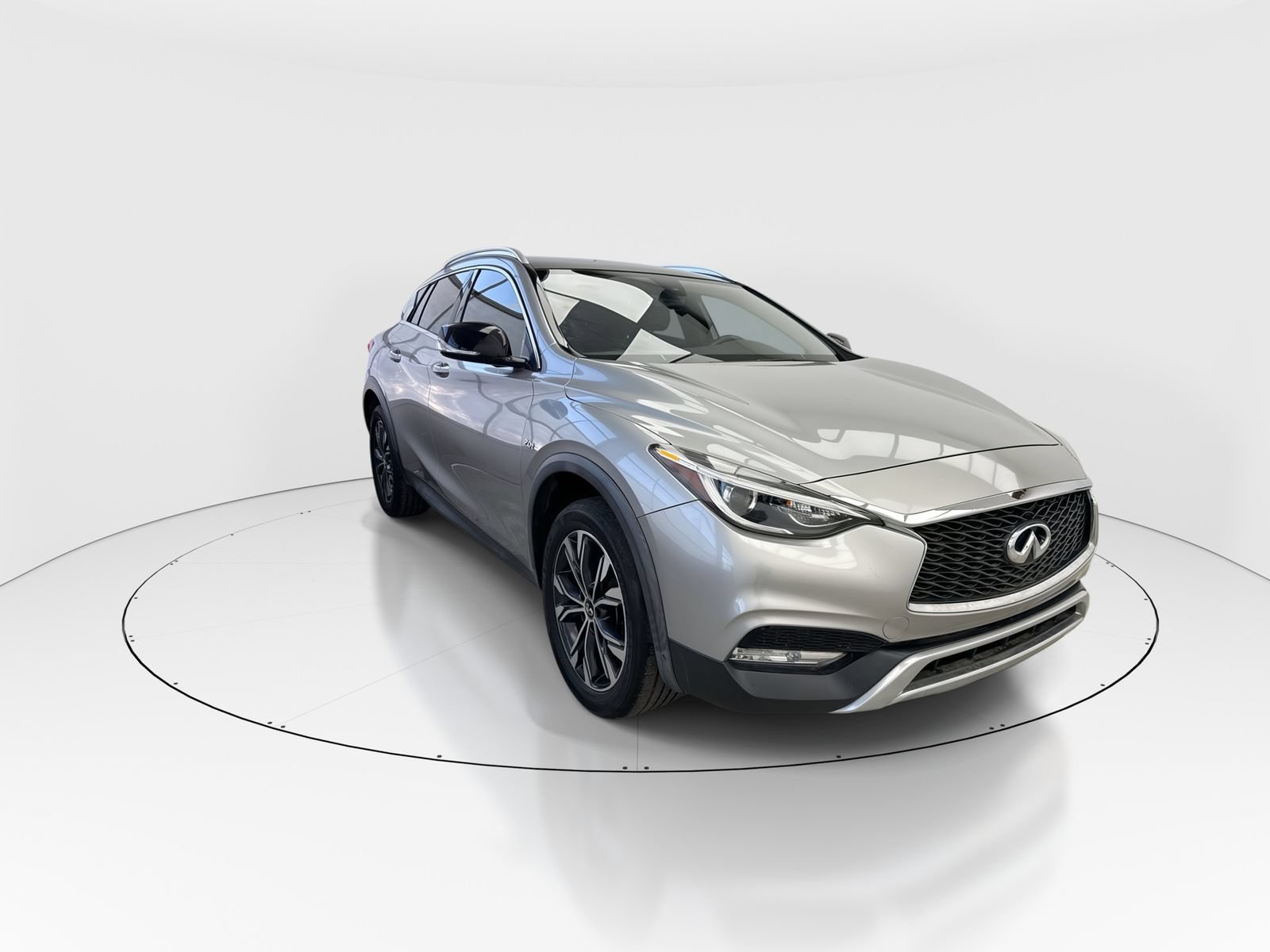 Used 2018 INFINITI QX30 Premium w/ Cargo Package AWD/4WD video 2