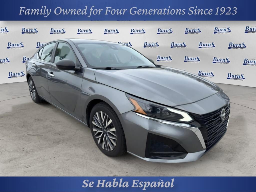 Used 2024 Nissan Altima 2.5 SV