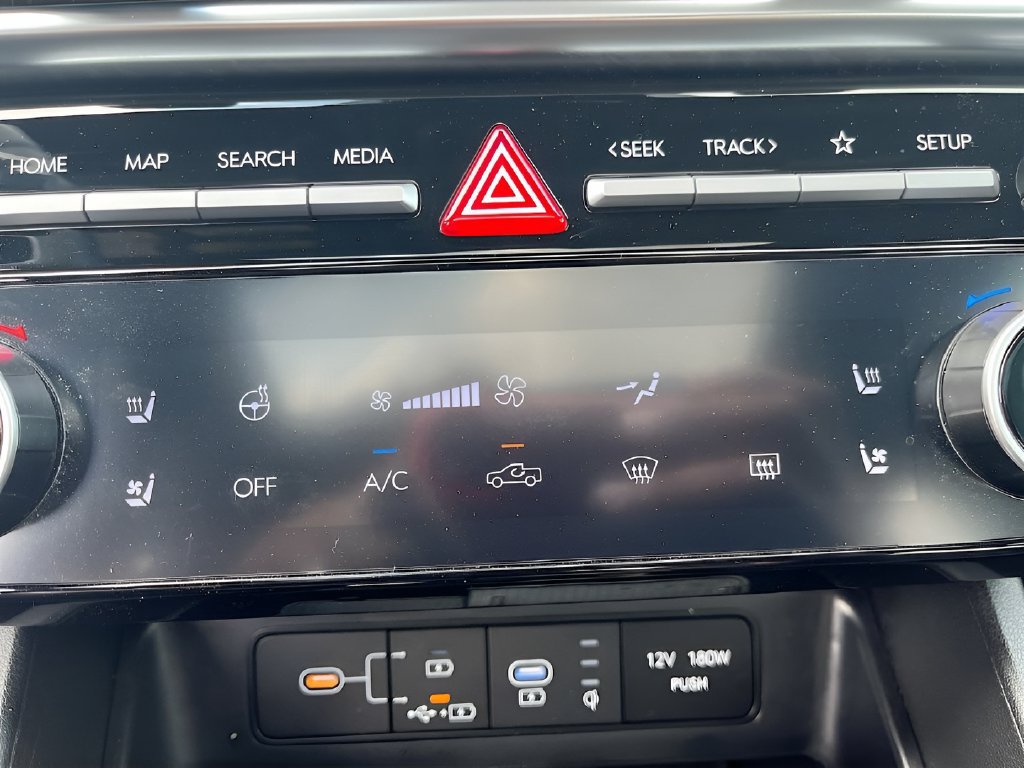 Used 2025 Hyundai Santa Cruz Limited AWD/4WD image 21