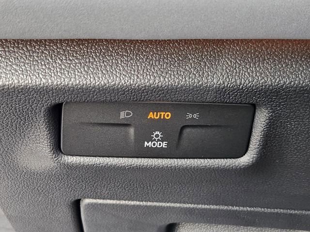 New 2026 Volkswagen Tiguan SE R-Line image 21