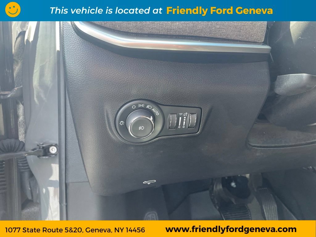 Used 2023 Jeep Compass Latitude w/ Convenience Group AWD/4WD image 12