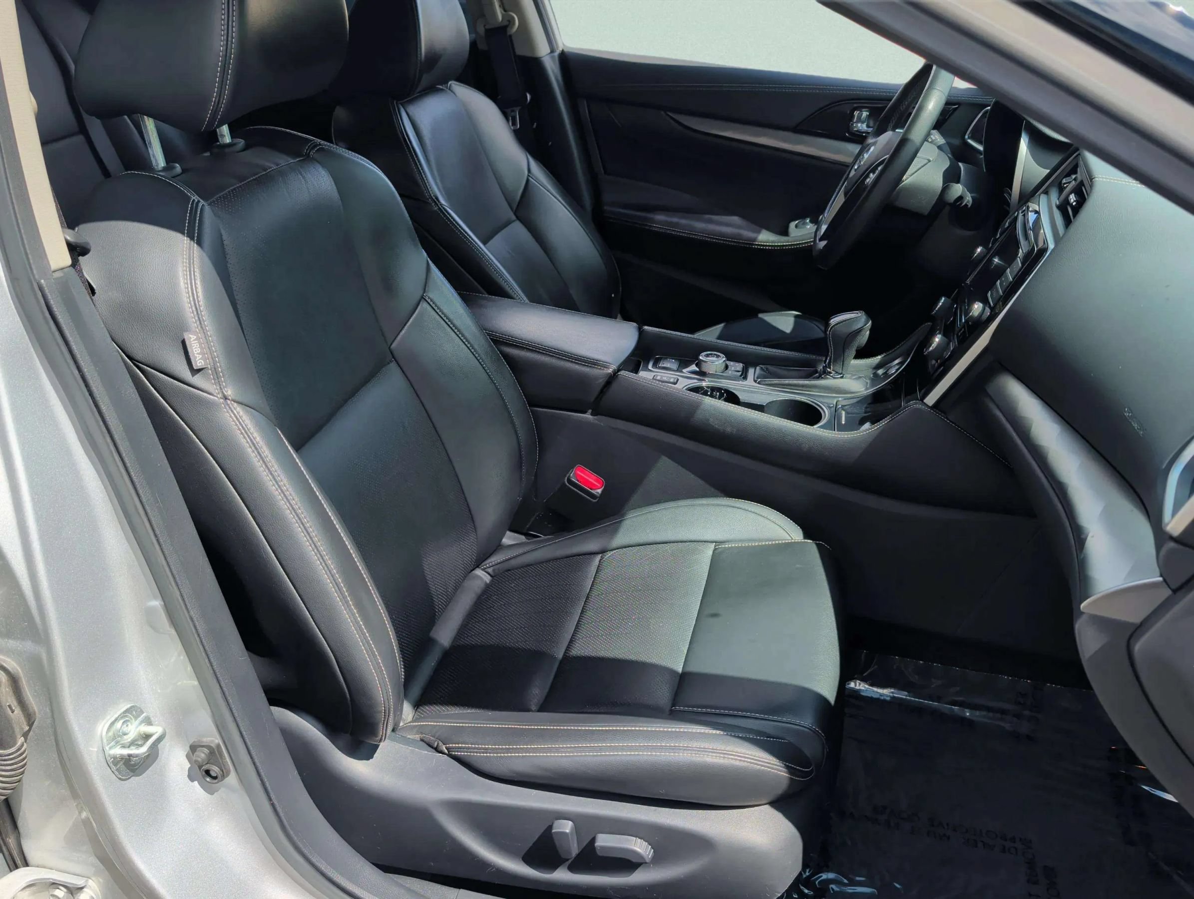 Used 2020 Nissan Maxima 3.5 SV w/ Floor Mat Group FWD image 28