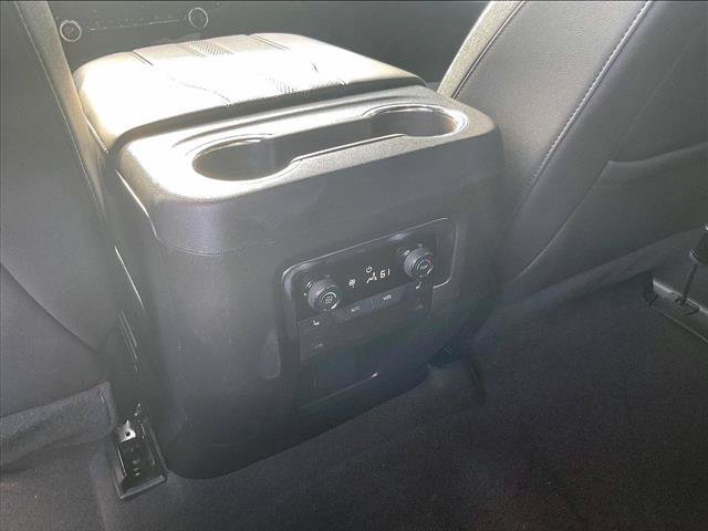 Certified 2025 Chevrolet Suburban High Country RWD image 25