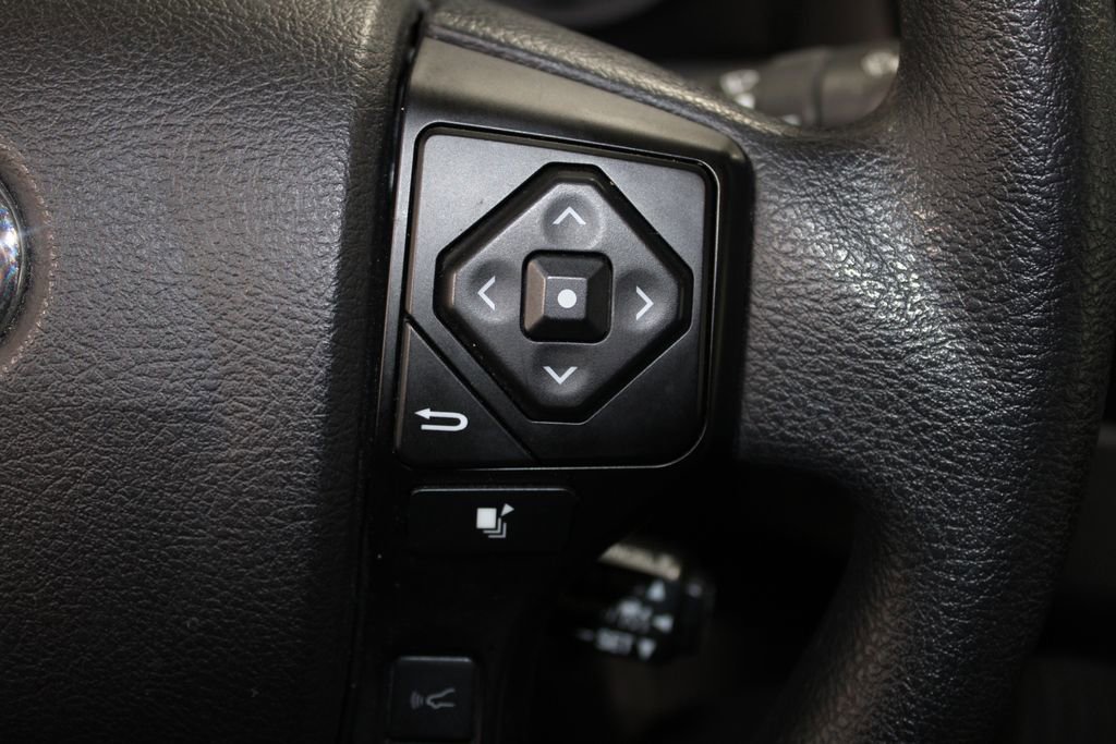 Used 2022 Toyota Tacoma SR image 35