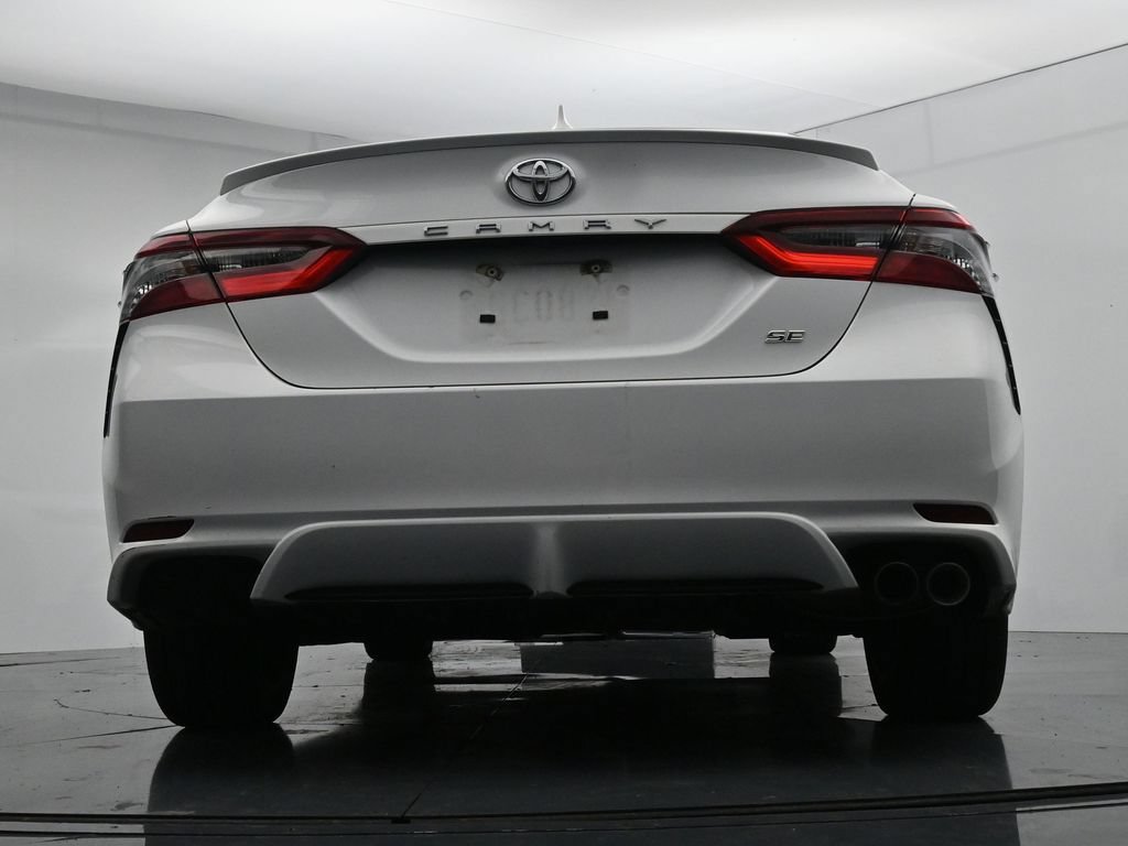 Used 2024 Toyota Camry SE FWD image 21