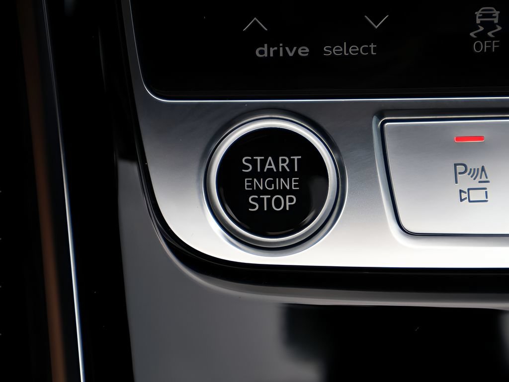Used 2024 Audi A8 L 3.0T w/ Comfort Plus Package AWD/4WD image 30