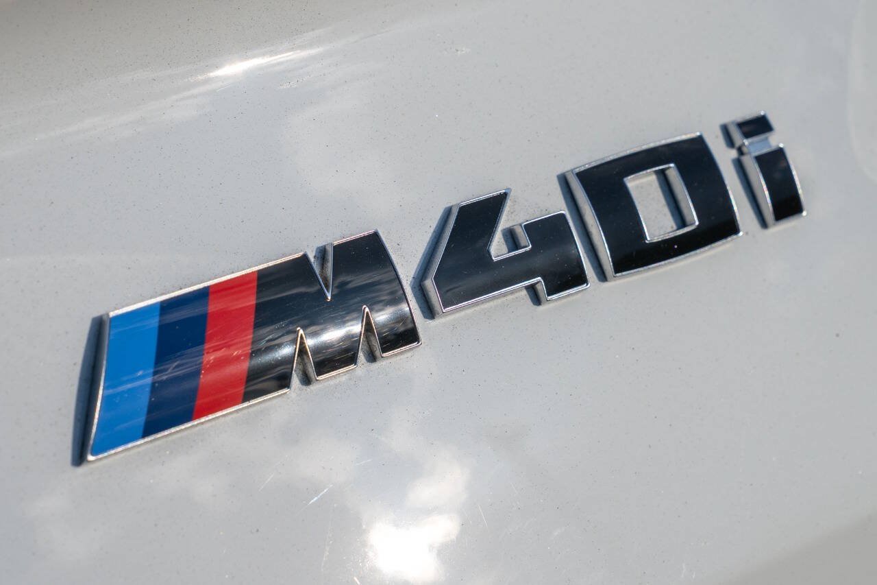 Used 2025 BMW Z4 M40i w/ Edition RWD image 17