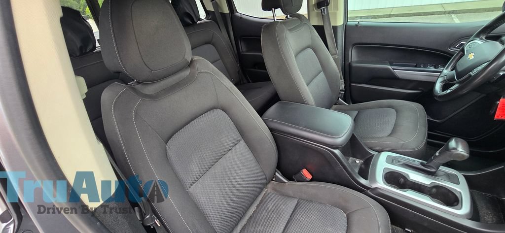 Used 2019 Chevrolet Colorado LT w/ LT Convenience Package AWD/4WD image 14